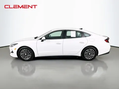 More photos of 2023 Hyundai Sonata Hybrid SEL at Clement Pre-Owned Florissant, MO