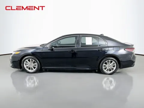 More photos of 2023 Toyota Camry SE at Clement Pre-Owned Florissant, MO