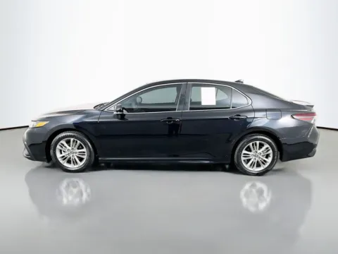 More photos of 2023 Toyota Camry SE at Clement Pre-Owned Florissant, MO
