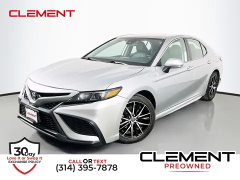 Silver 2022 Toyota Camry SE for sale in Florissant, MO