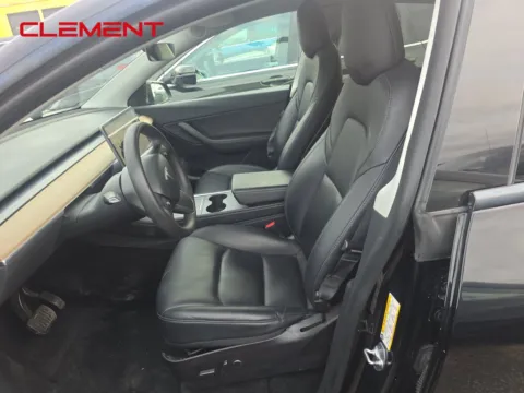 More photos of 2022 Tesla Model Y Long Range at Clement Pre-Owned Florissant, MO