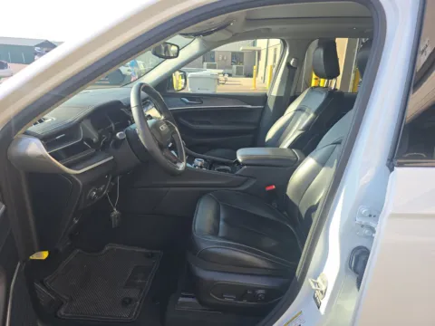 Another view of 2022 Jeep Grand Cherokee 4xe for sale in Florissant, MO at Clement Pre-Owned Florissant