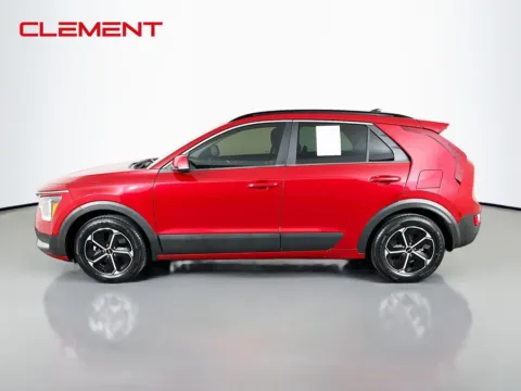 More photos of 2024 Kia Niro LX at Clement Pre-Owned Florissant, MO