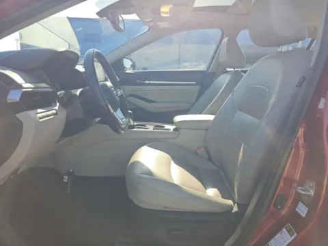 Another view of 2020 Nissan Altima 2.0 Platinum for sale in Florissant, MO at Clement Pre-Owned Florissant