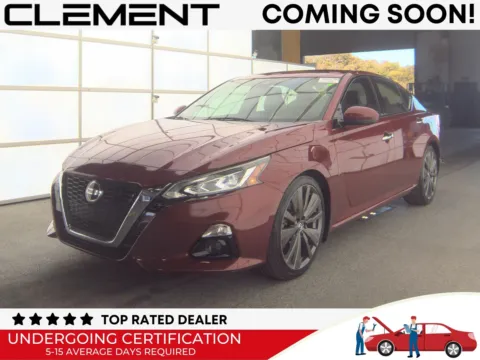 Red 2020 Nissan Altima 2.0 Platinum for sale in Florissant, MO