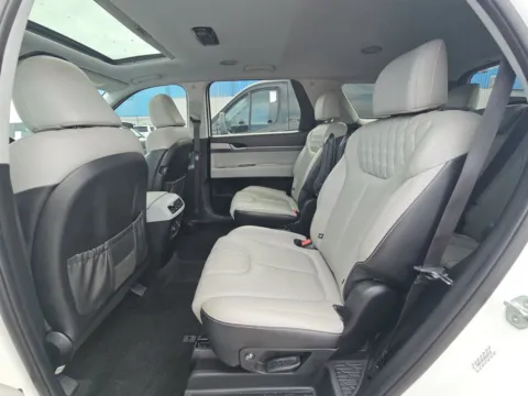 More photos of 2021 Hyundai Palisade SEL at Clement Pre-Owned Florissant, MO