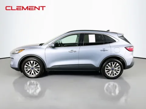 More photos of 2022 Ford Escape Hybrid Titanium at Clement Pre-Owned Florissant, MO