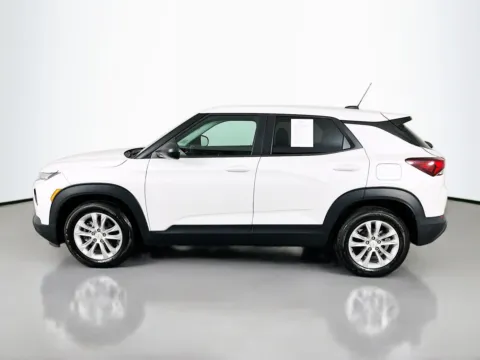 More photos of 2021 Chevrolet TrailBlazer LS at Clement Pre-Owned Florissant, MO