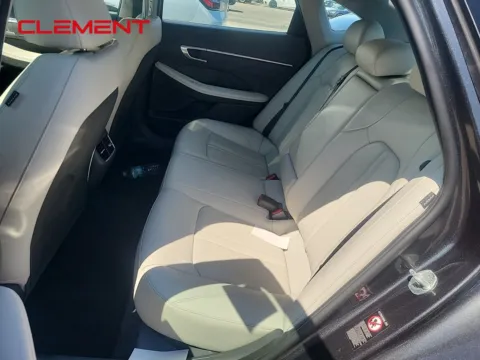 More photos of 2022 Hyundai Sonata Limited at Clement Pre-Owned Florissant, MO