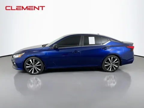 More photos of 2020 Nissan Altima 2.5 SR at Clement Pre-Owned Florissant, MO