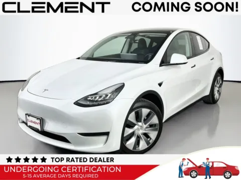 White 2023 Tesla Model Y Long Range for sale in Florissant, MO