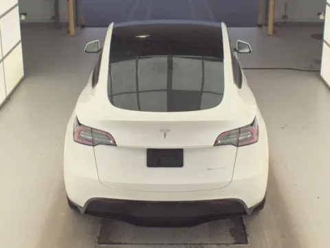 More photos of 2023 Tesla Model Y Long Range at Clement Pre-Owned Florissant, MO