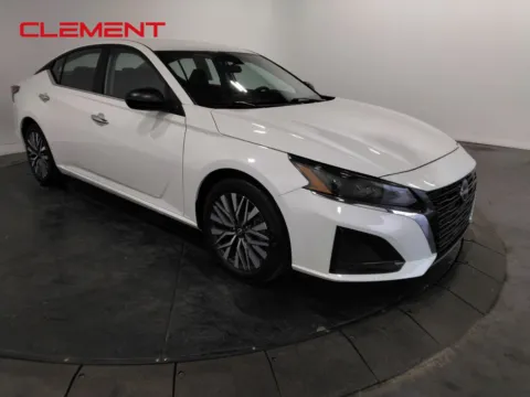 More photos of 2025 Nissan Altima 2.5 SV at Clement Pre-Owned Florissant, MO