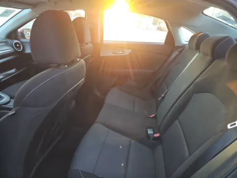 More photos of 2023 Kia Forte LXS at Clement Pre-Owned Florissant, MO