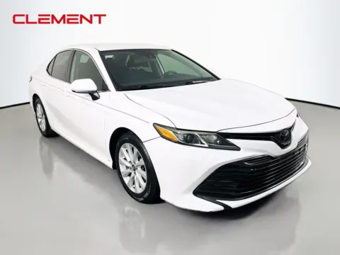 More photos of 2020 Toyota Camry LE at Clement Pre-Owned Florissant, MO