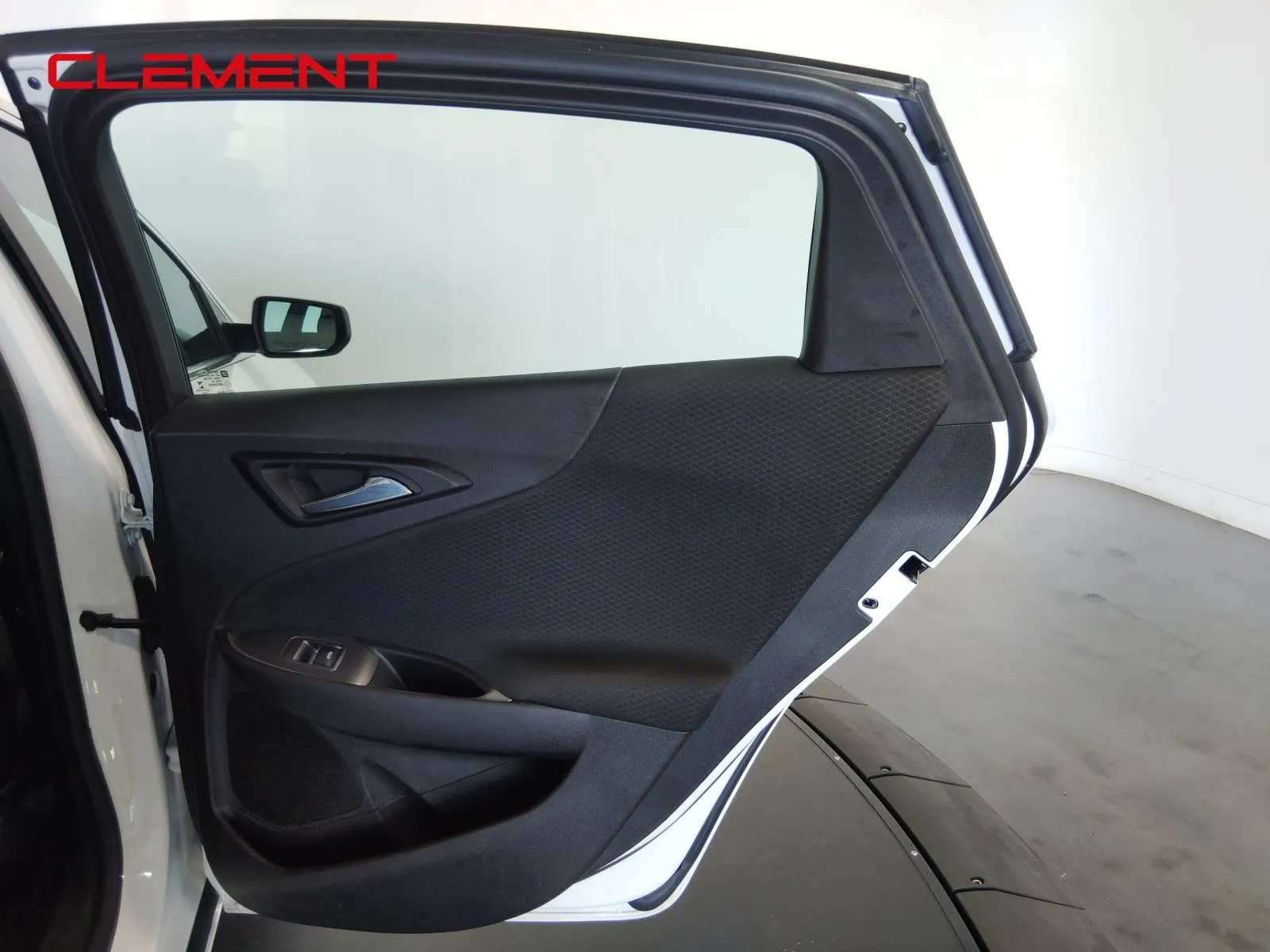 2023 Chevrolet Malibu 1LT - Photo 34