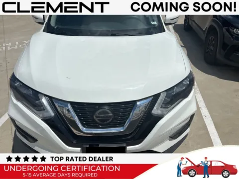 White 2018 Nissan Rogue SV for sale in Florissant, MO