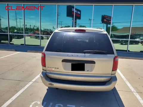 More photos of 2006 Dodge Grand Caravan SE at Clement Pre-Owned Florissant, MO