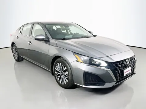 Another view of 2023 Nissan Altima 2.5 SV for sale in Florissant, MO at Clement Pre-Owned Florissant