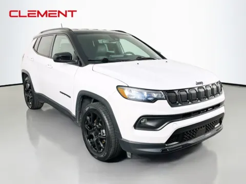More photos of 2022 Jeep Compass Latitude at Clement Pre-Owned Florissant, MO