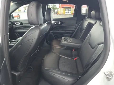 More photos of 2022 Jeep Compass Latitude at Clement Pre-Owned Florissant, MO