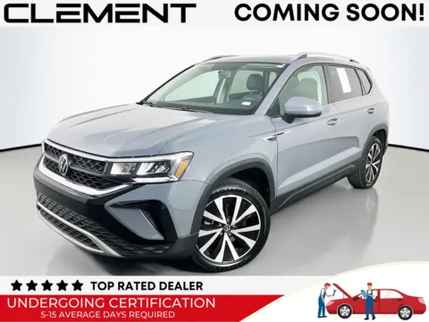 Gray 2022 Volkswagen Taos 1.5T SE for sale in Florissant, MO