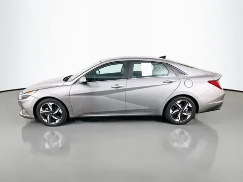 More photos of 2023 Hyundai Elantra Hybrid Limited at Clement Pre-Owned Florissant, MO