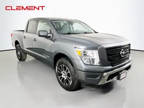 More photos of 2022 Nissan Titan SV at Clement Pre-Owned Florissant, MO