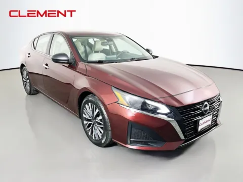 More photos of 2025 Nissan Altima 2.5 SV at Clement Pre-Owned Florissant, MO
