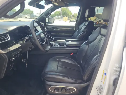 Another view of 2022 Jeep Wagoneer Series III for sale in Florissant, MO at Clement Pre-Owned Florissant