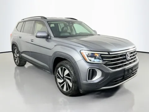 Another view of 2025 Volkswagen Atlas 2.0T SE w/Technology for sale in Florissant, MO at Clement Pre-Owned Florissant
