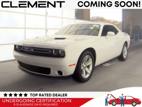 White 2023 Dodge Challenger SXT for sale in Florissant, MO