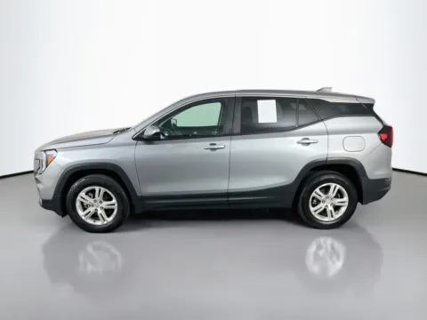 More photos of 2024 GMC Terrain SLE at Clement Pre-Owned Florissant, MO