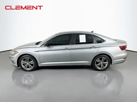 More photos of 2020 Volkswagen Jetta R-Line at Clement Pre-Owned Florissant, MO