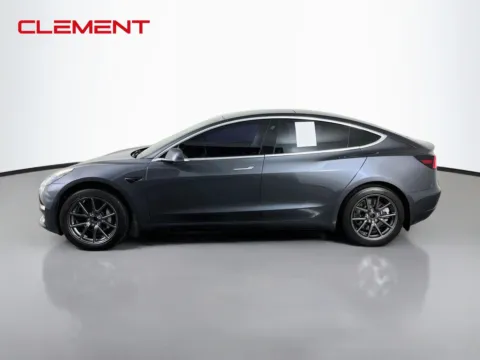 More photos of 2019 Tesla Model 3 Standard Range Plus at Clement Pre-Owned Florissant, MO