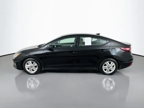 More photos of 2020 Hyundai Elantra SEL at Clement Pre-Owned Florissant, MO