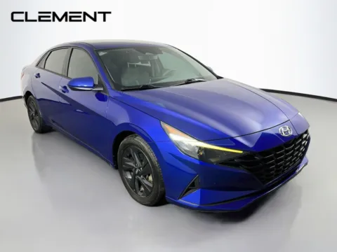 More photos of 2022 Hyundai Elantra SEL at Clement Pre-Owned Florissant, MO
