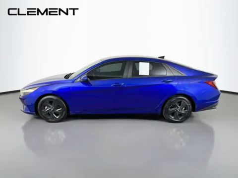 More photos of 2022 Hyundai Elantra SEL at Clement Pre-Owned Florissant, MO