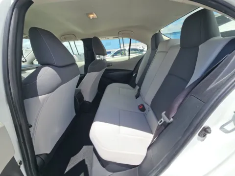 More photos of 2022 Toyota Corolla Hybrid LE at Clement Pre-Owned Florissant, MO