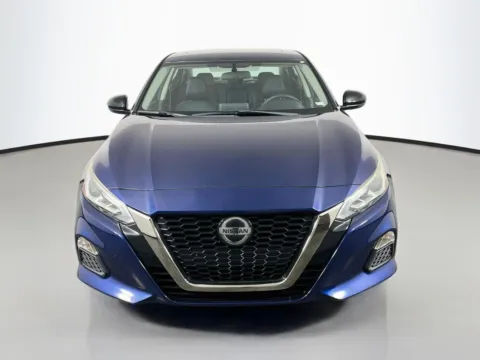 Photos of 2019 Nissan Altima 2.5 SR for sale in Florissant, MO at Clement Pre-Owned Florissant