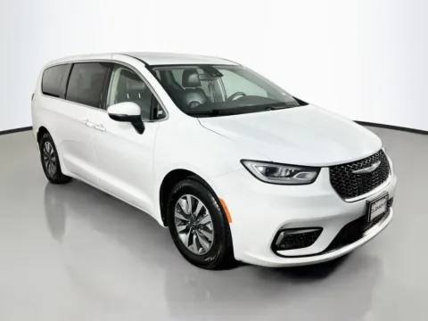 Another view of 2023 Chrysler Pacifica Hybrid Touring L for sale in Florissant, MO at Clement Pre-Owned Florissant