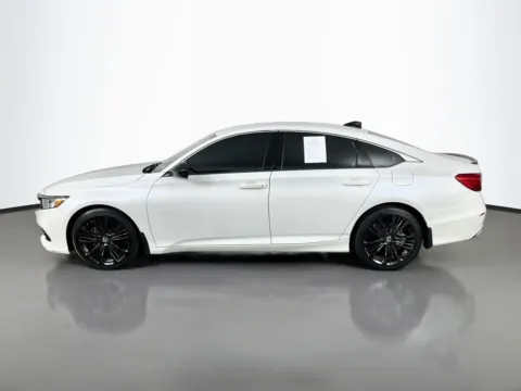 More photos of 2022 Honda Accord Sport at Clement Pre-Owned Florissant, MO
