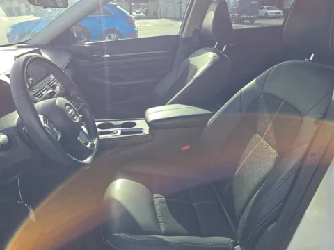 Another view of 2022 Nissan Altima 2.5 SR for sale in Florissant, MO at Clement Pre-Owned Florissant