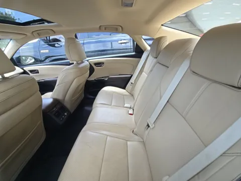 More photos of 2014 Toyota Avalon Hybrid Limited at Clement Pre-Owned Florissant, MO