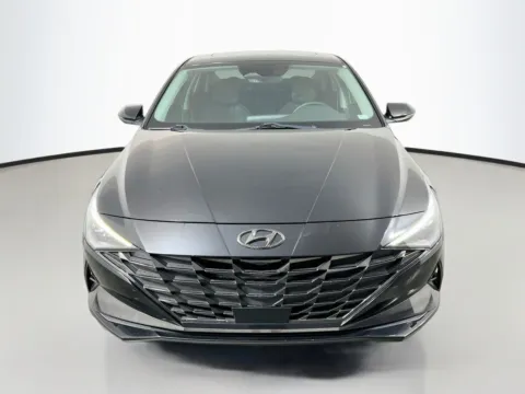 Photos of 2022 Hyundai Elantra Limited for sale in Florissant, MO at Clement Pre-Owned Florissant