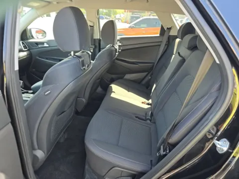 More photos of 2019 Hyundai Tucson SEL at Clement Pre-Owned Florissant, MO