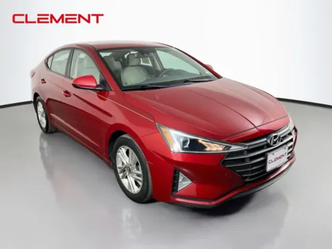 More photos of 2019 Hyundai Elantra SEL at Clement Pre-Owned Florissant, MO