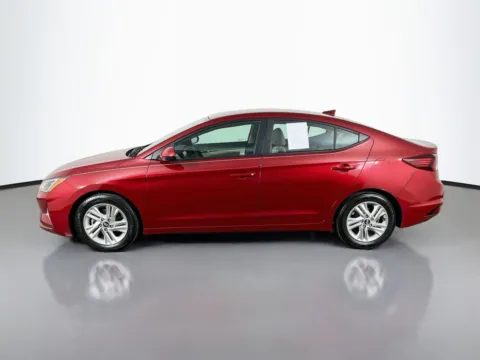 More photos of 2019 Hyundai Elantra SEL at Clement Pre-Owned Florissant, MO