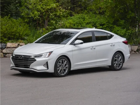 Red 2019 Hyundai Elantra SEL for sale in Florissant, MO