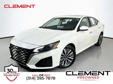 White 2025 Nissan Altima 2.5 SV for sale in Florissant, MO